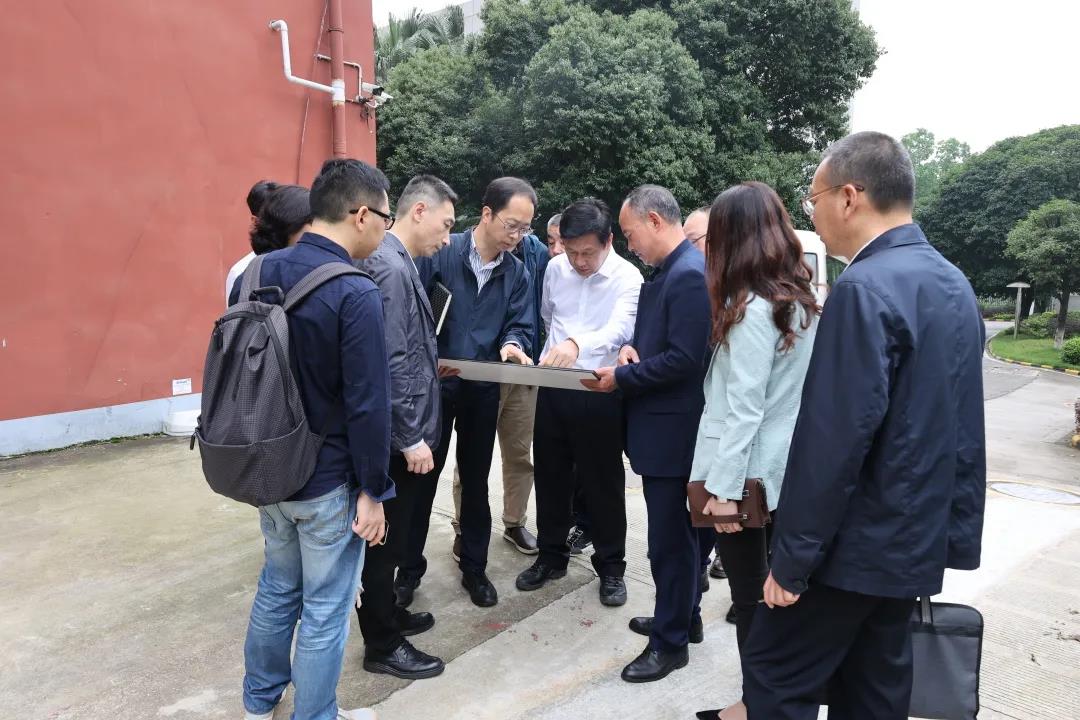 桂林市委副书记赵仲华莅临桂林南药调研指导工作 桂林市委副书记赵仲华莅临桂林南药调研指导工作